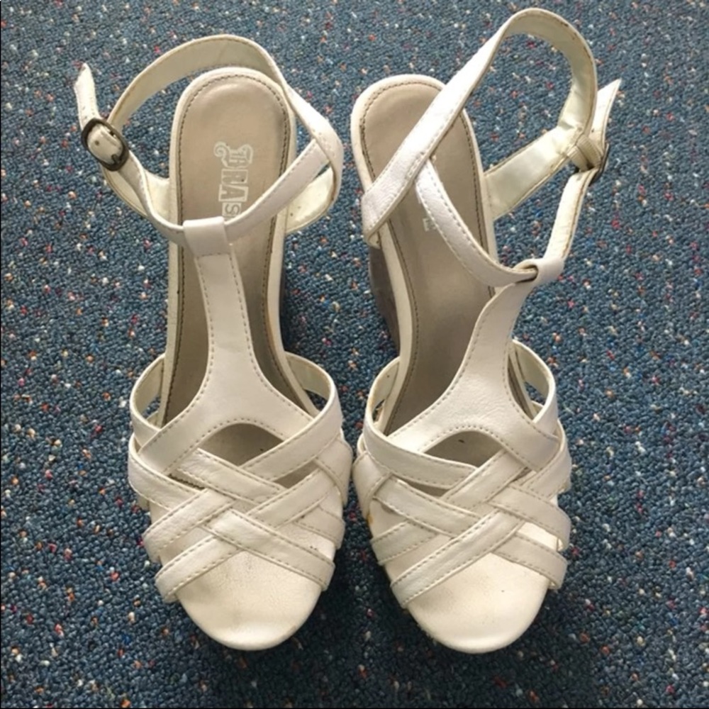Brash Cork Wedges With White Straps 9.5